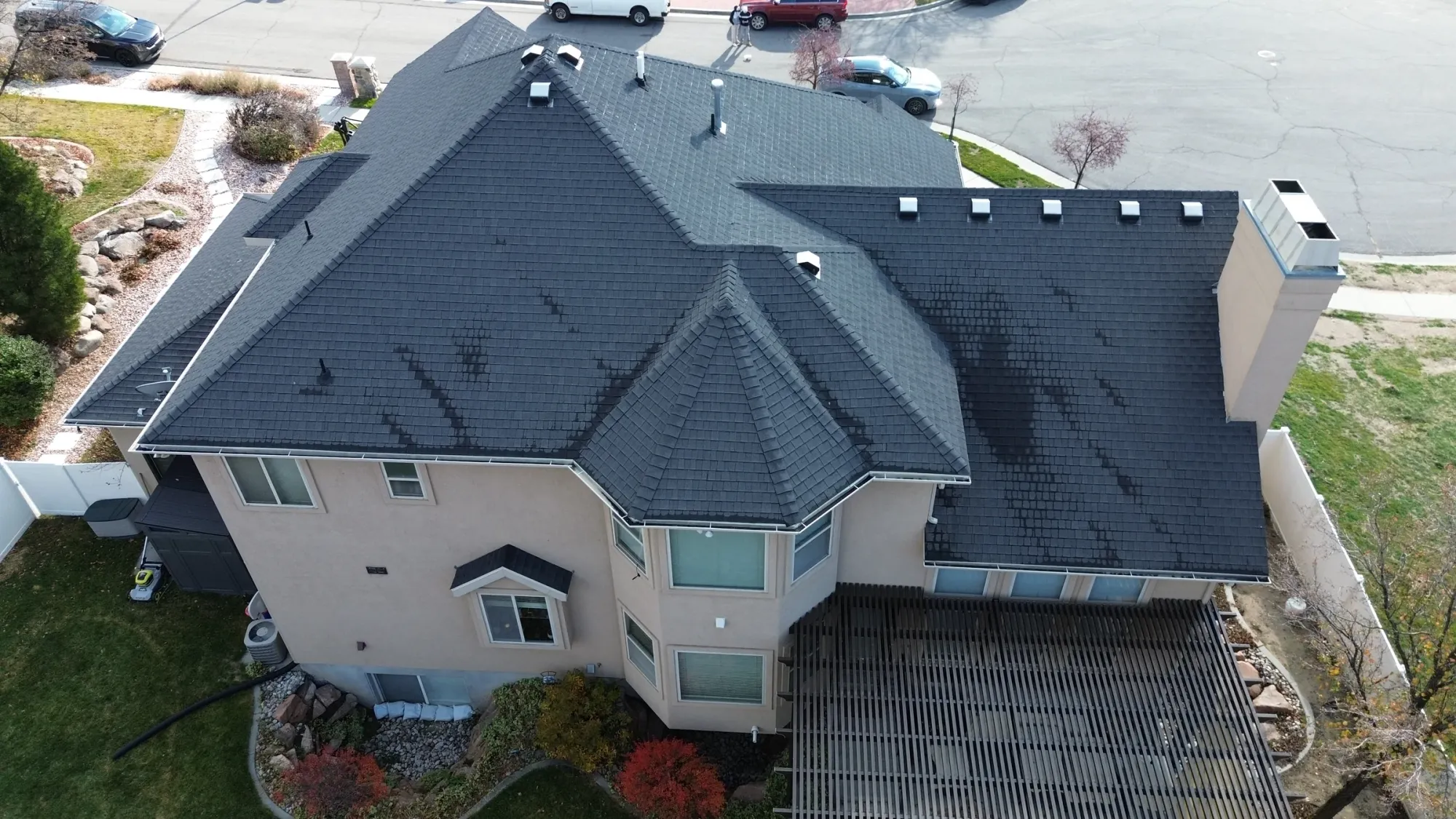 Roofing context in Midvale